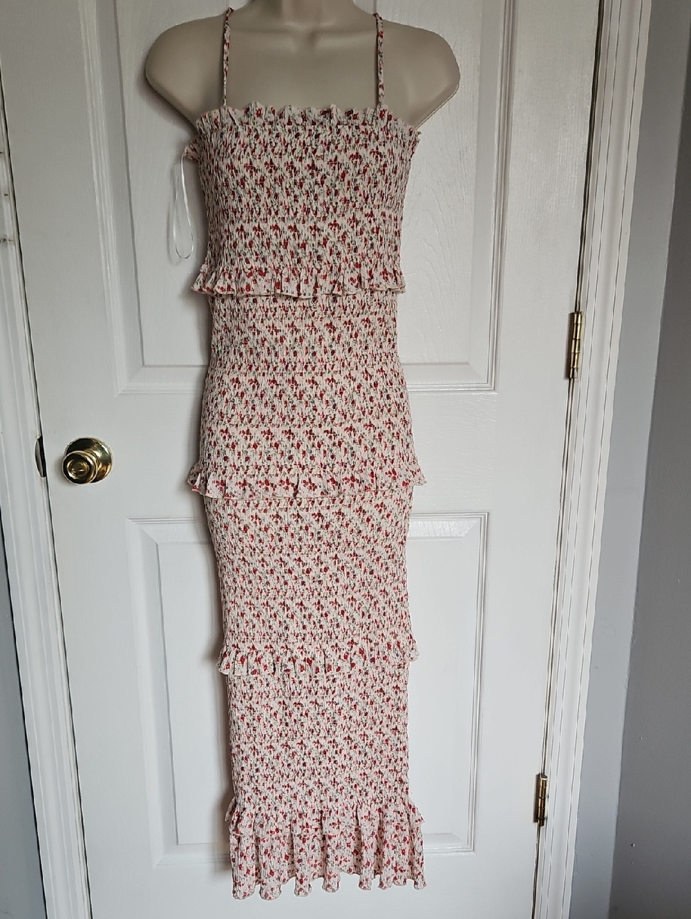 NEW MABLE Smocked. Ditzy Flower Tiered maxi dress  Medium